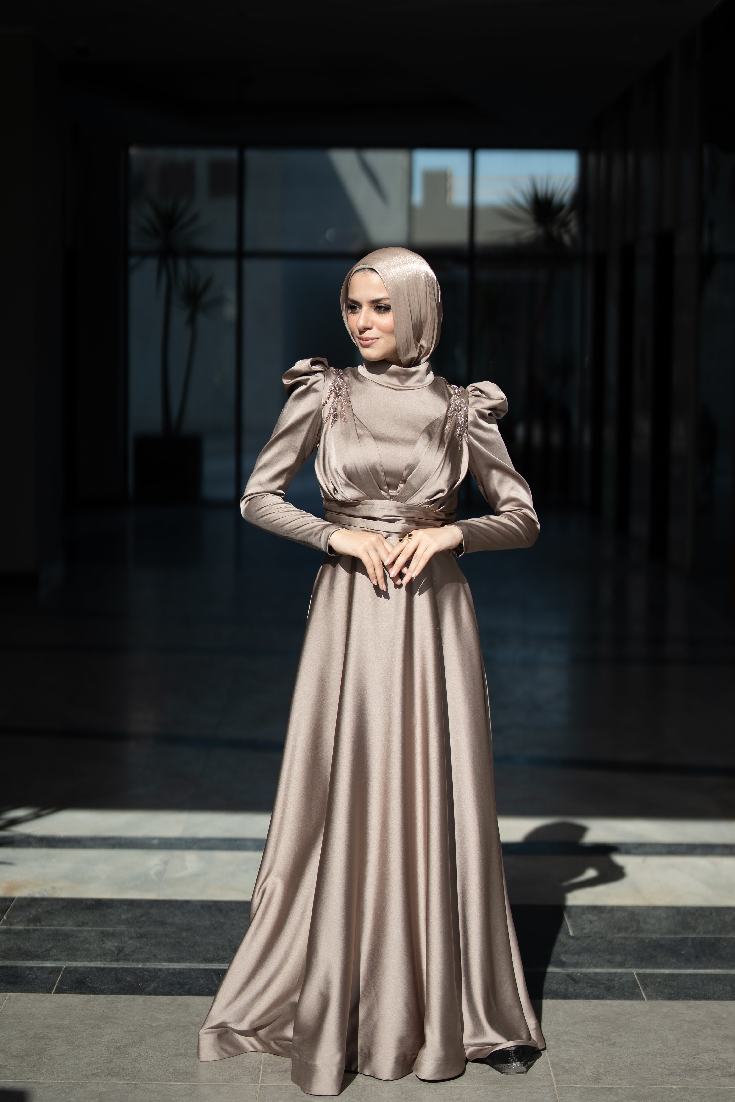 Layla Dress - Champagne