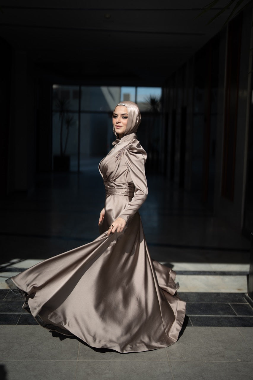 Layla Dress - Champagne